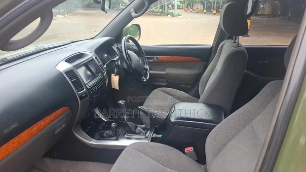 Toyota Land Cruiser Prado 2004 Green