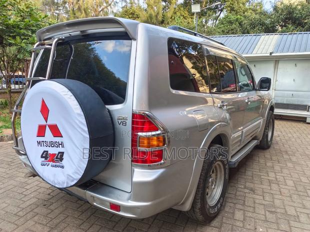 Mitsubishi Pajero 3.2 Di-D 2008 Silver