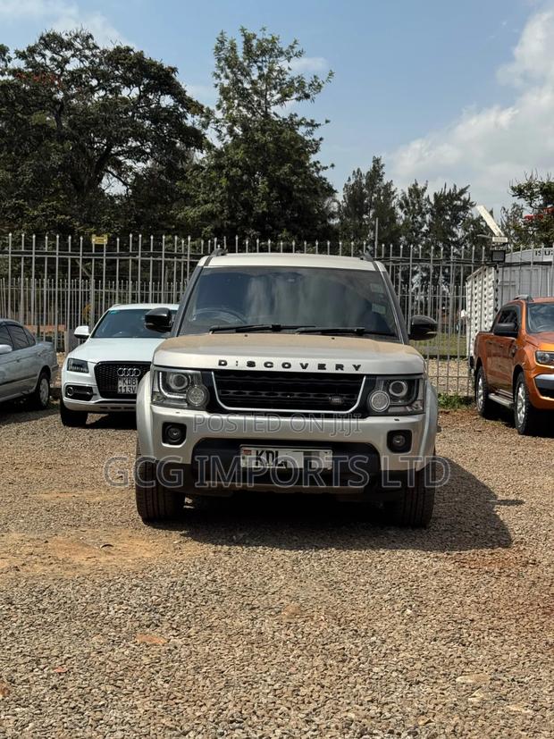 Land Rover Discovery 2015 Silver