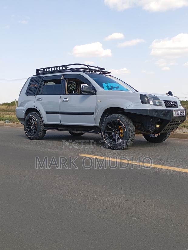 Nissan X-Trail 2.0 2006 Gray