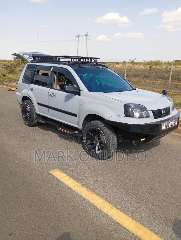 Nissan X-Trail 2.0 2006 Gray