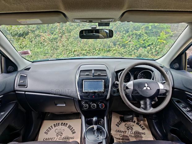 Mitsubishi RVR 2010 Blue