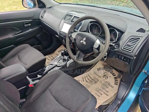 Mitsubishi RVR 2010 Blue