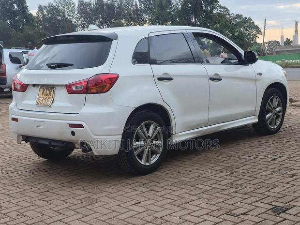 Mitsubishi RVR 2.0 2011 Pearl
