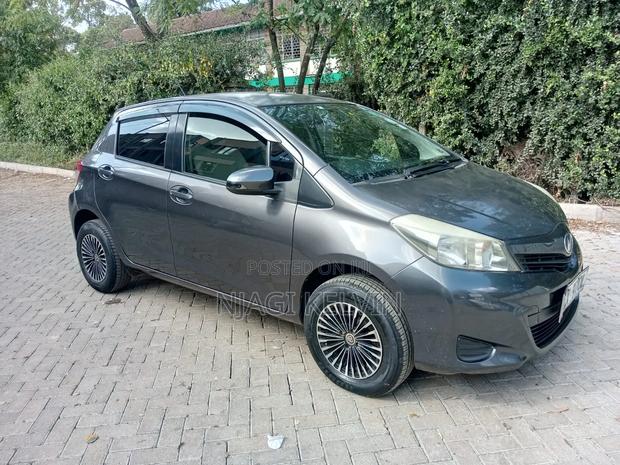 Toyota Vitz 2012 Gray