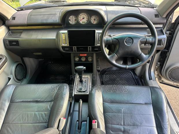Nissan X-Trail 2003 Gray