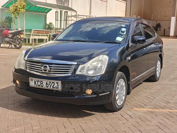 Nissan Bluebird 2009 Black