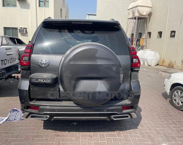 Toyota Land Cruiser Prado 2020 Gray