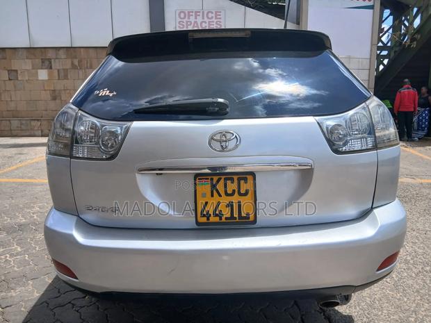 Toyota Harrier 2009 Silver
