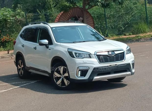Subaru Forester 2019 White