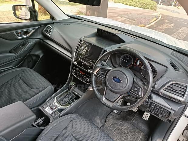 Subaru Forester 2019 White
