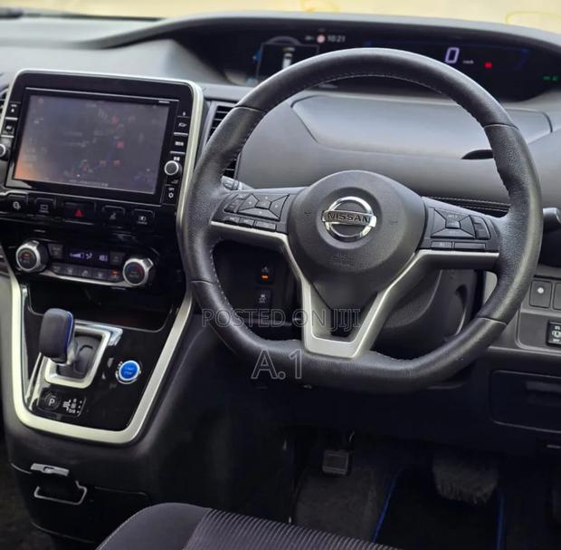 Nissan Serena 2019 Black