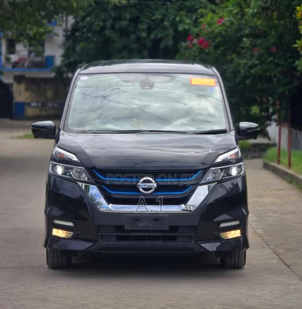 Nissan Serena 2019 Black