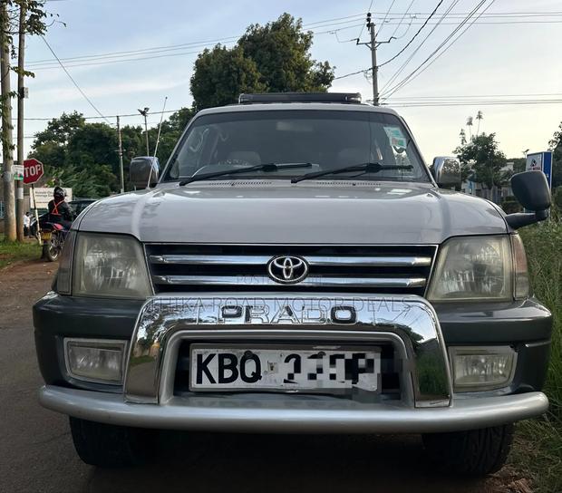 Toyota Land Cruiser Prado 2005 Silver
