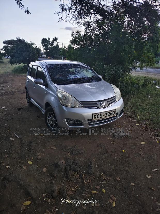 Nissan Note 1.4 2011 Silver