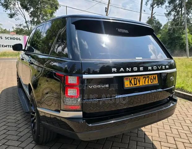 Land Rover Range Rover Vogue 2014 Black