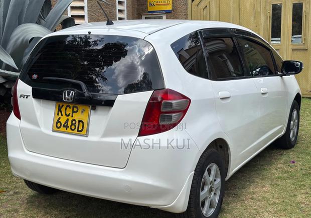 Honda Fit 2010 White