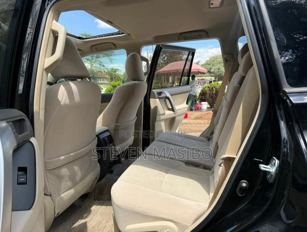 Toyota Land Cruiser Prado 2.8 2021 Black