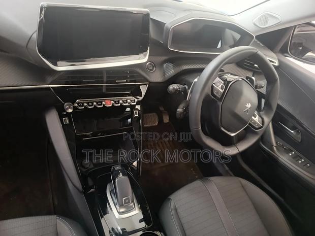 Peugeot 2008 2020 Blue