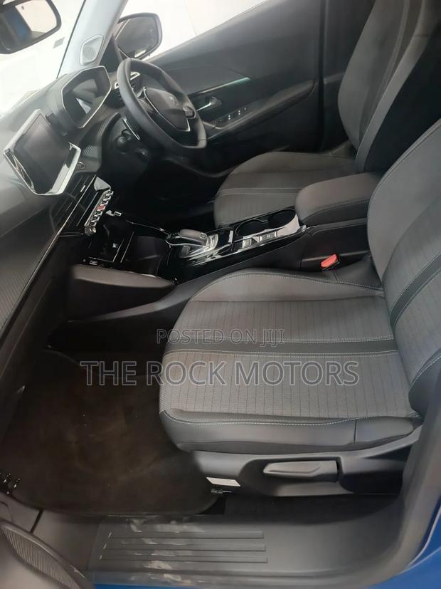 Peugeot 2008 2020 Blue