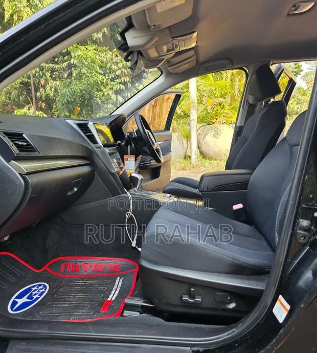 Subaru Legacy 2011 Black