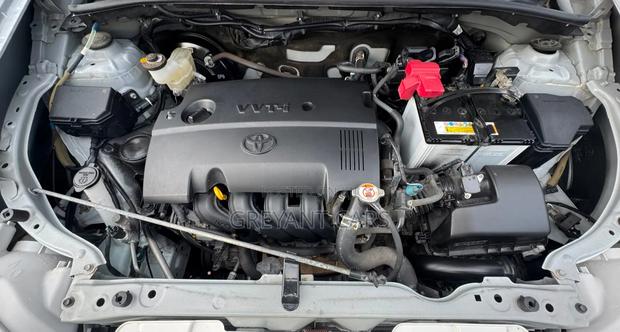 Toyota Succeed 2019 White