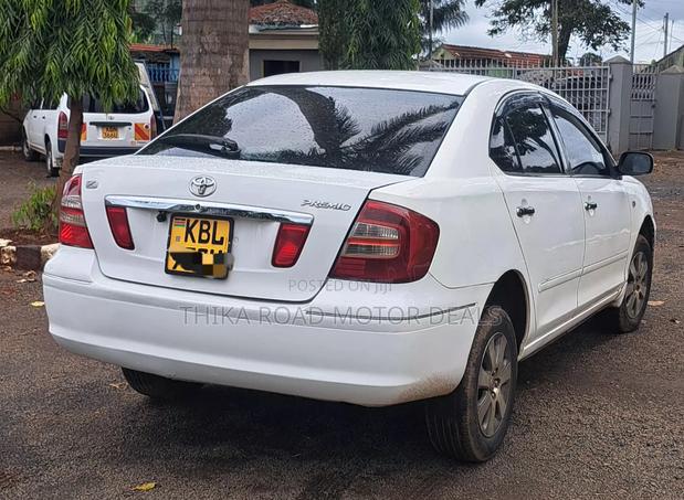 Toyota Premio 2005 White