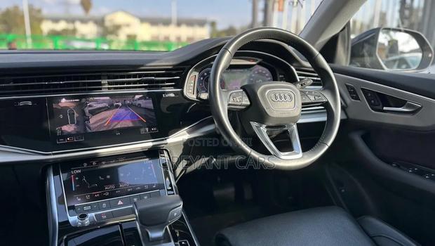 Audi Q8 3.0T Premium AWD quattro 2019 Black