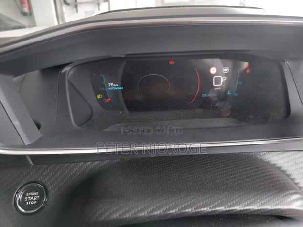 Peugeot 2008 2022 Blue