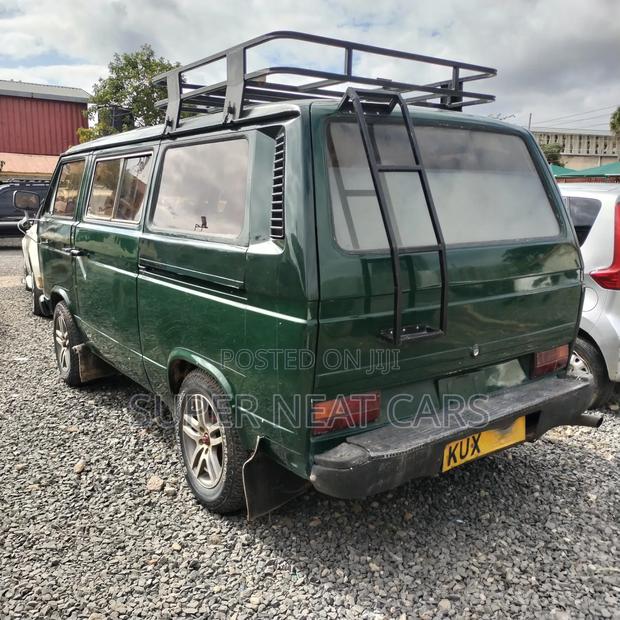 Volkswagen Kombi 1983 Green