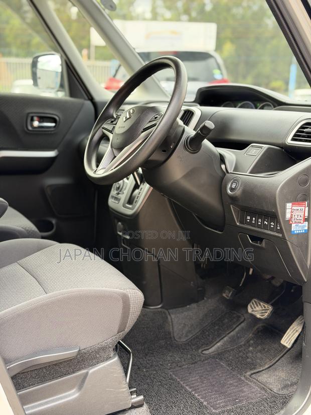 Suzuki Solio Hybrid G 2019 Silver