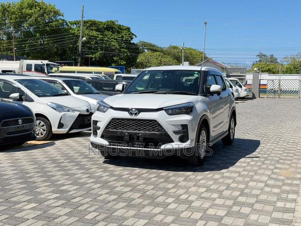 Toyota Raize 2019 White