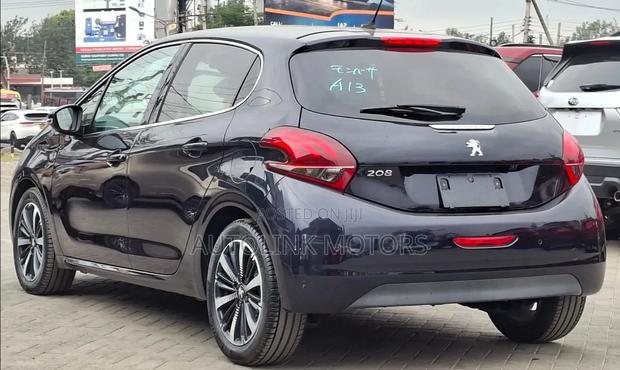 Peugeot 208 2019 Black