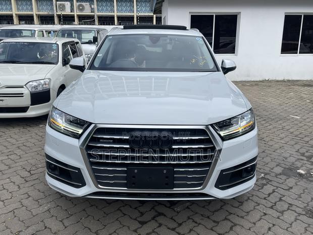 Audi Q7 45 Premium AWD quattro 2019 White