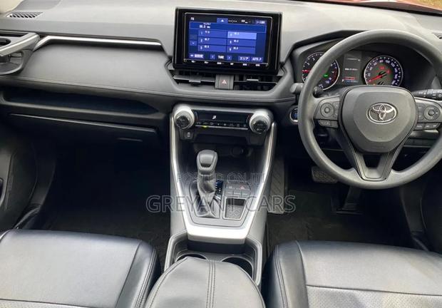 Toyota RAV4 2019 Maroon