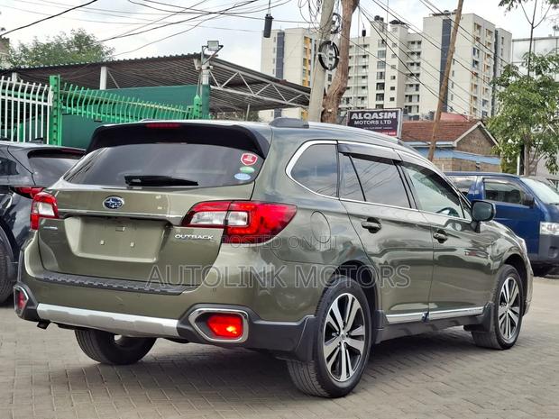 Subaru Outback 2019 Green