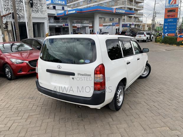 Toyota Probox 1.5 DX 2WD 2019 White