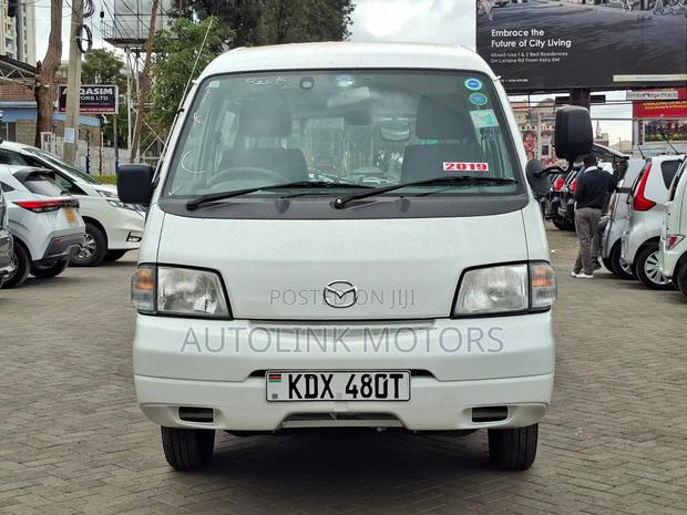 Mazda B 2019 White