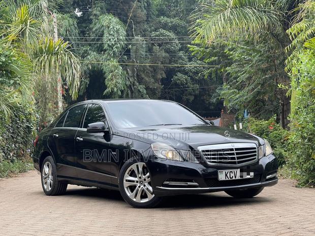 Mercedes-Benz E250 2012 Black