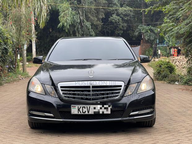 Mercedes-Benz E250 2012 Black