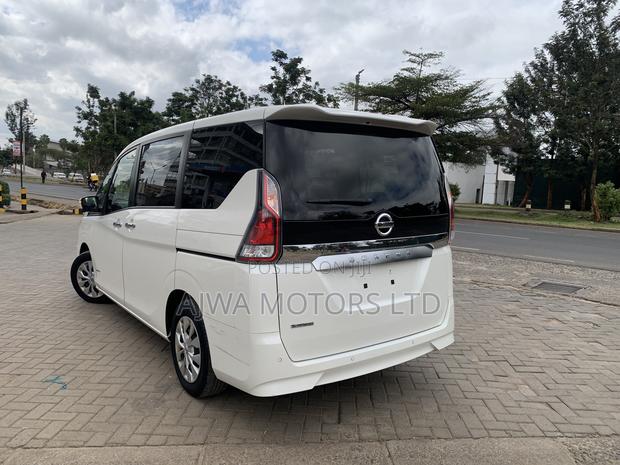 Nissan Serena 2019 White