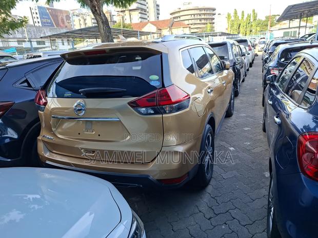 Nissan X-Trail 2020 Gold