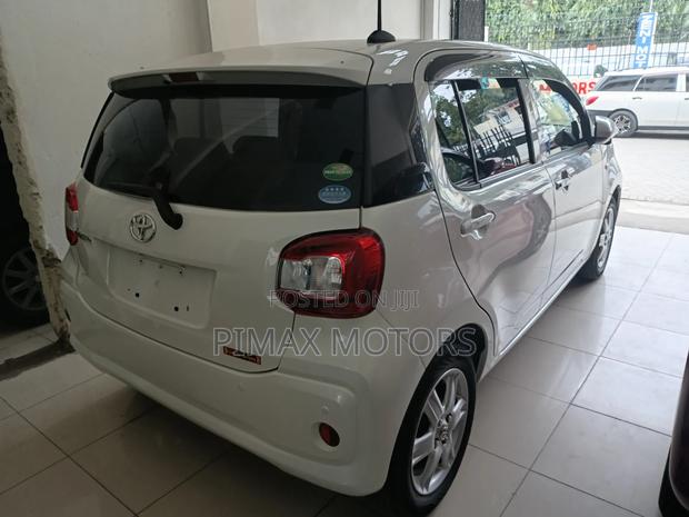 Toyota Passo 2019 White