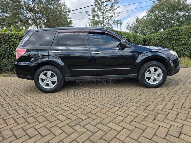 Subaru Forester 2012 Black