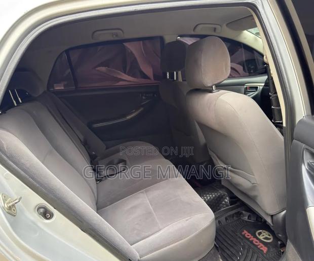 Toyota Corolla RunX 2006 Silver