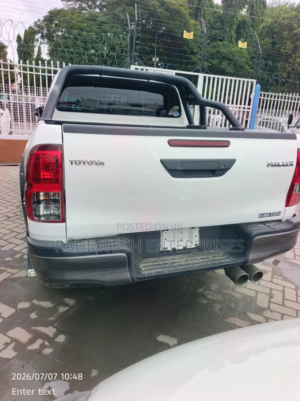 Toyota Hilux 2.5 Diesel 2020 White