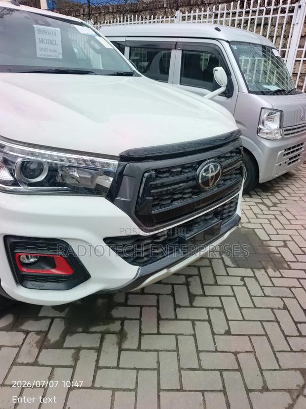 Toyota Hilux 2.5 Diesel 2020 White