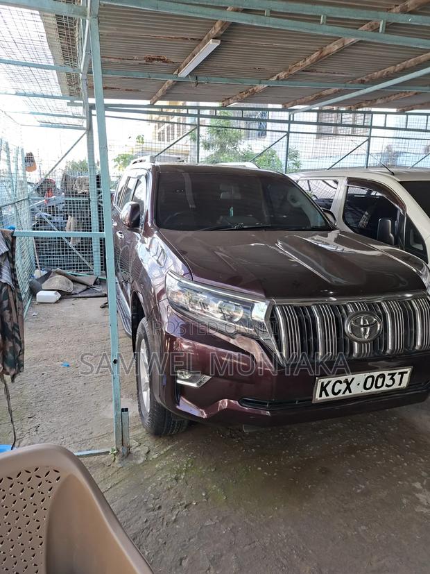Toyota Land Cruiser Prado 2014 Pink