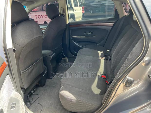 Nissan Bluebird 2010 Silver