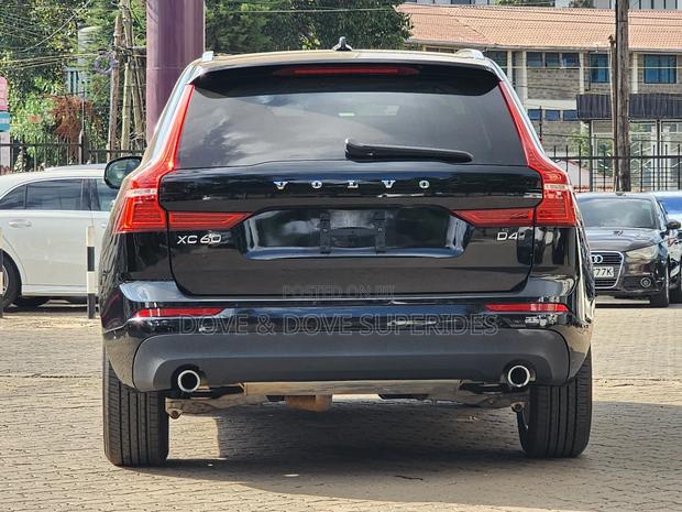 Volvo XC60 T5 Inscription AWD 2019 Black